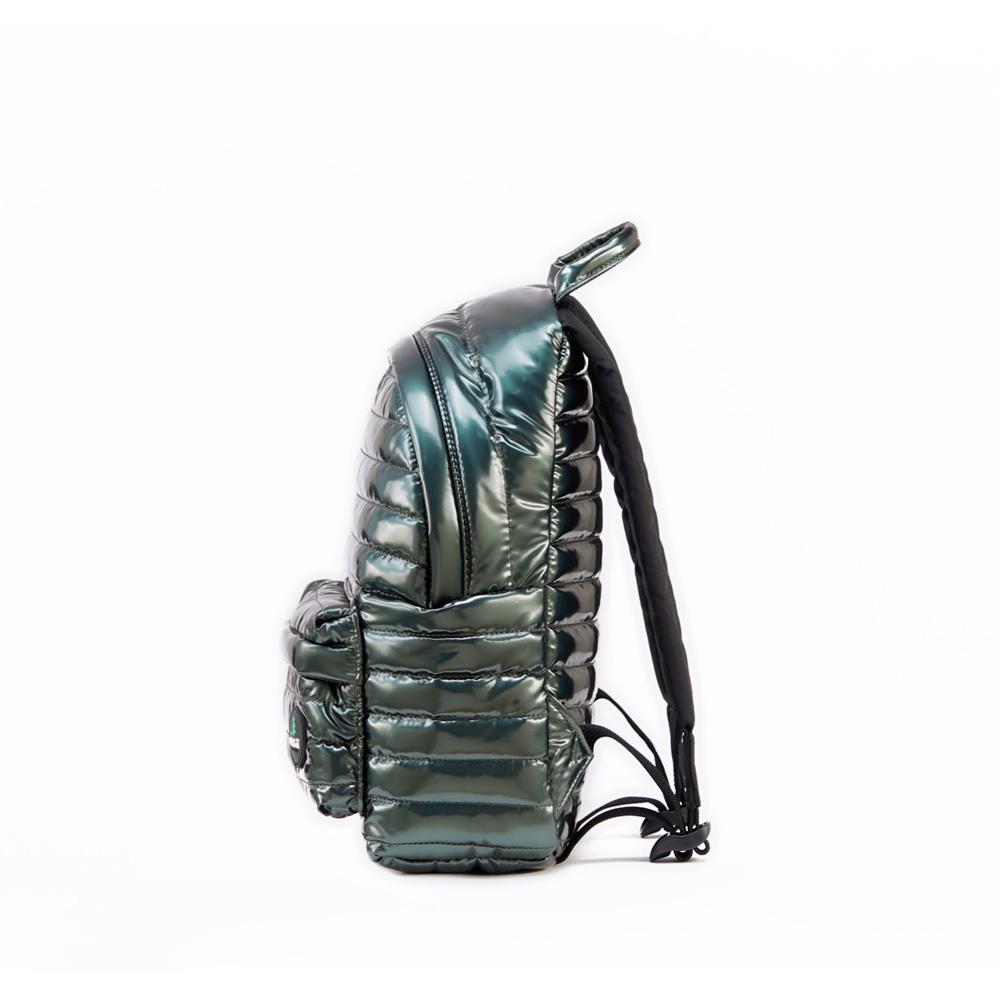 Mueslii original puffer medium and small backpack made of metal coated nylon and Ykk zips, color green, side view.