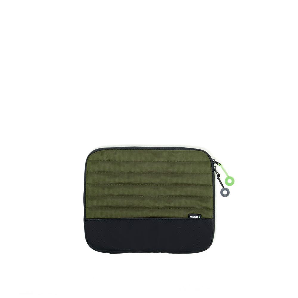 Mueslii padded iPad sleeves made of rip stop nylon and Ykk zips.